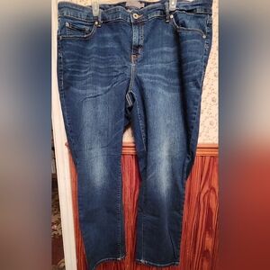 Torrid Sz 20 Boyfriend Crop Jeans w/ Unfinished Hem